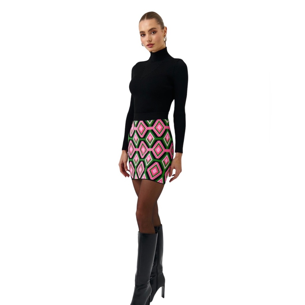 ETHNIC PATTERN TRIKO FUCHSIA SKIRT